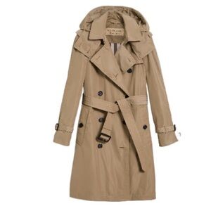 Burberry Amberford Trench coat. Size UK12. Worn twice. In excellent condition.